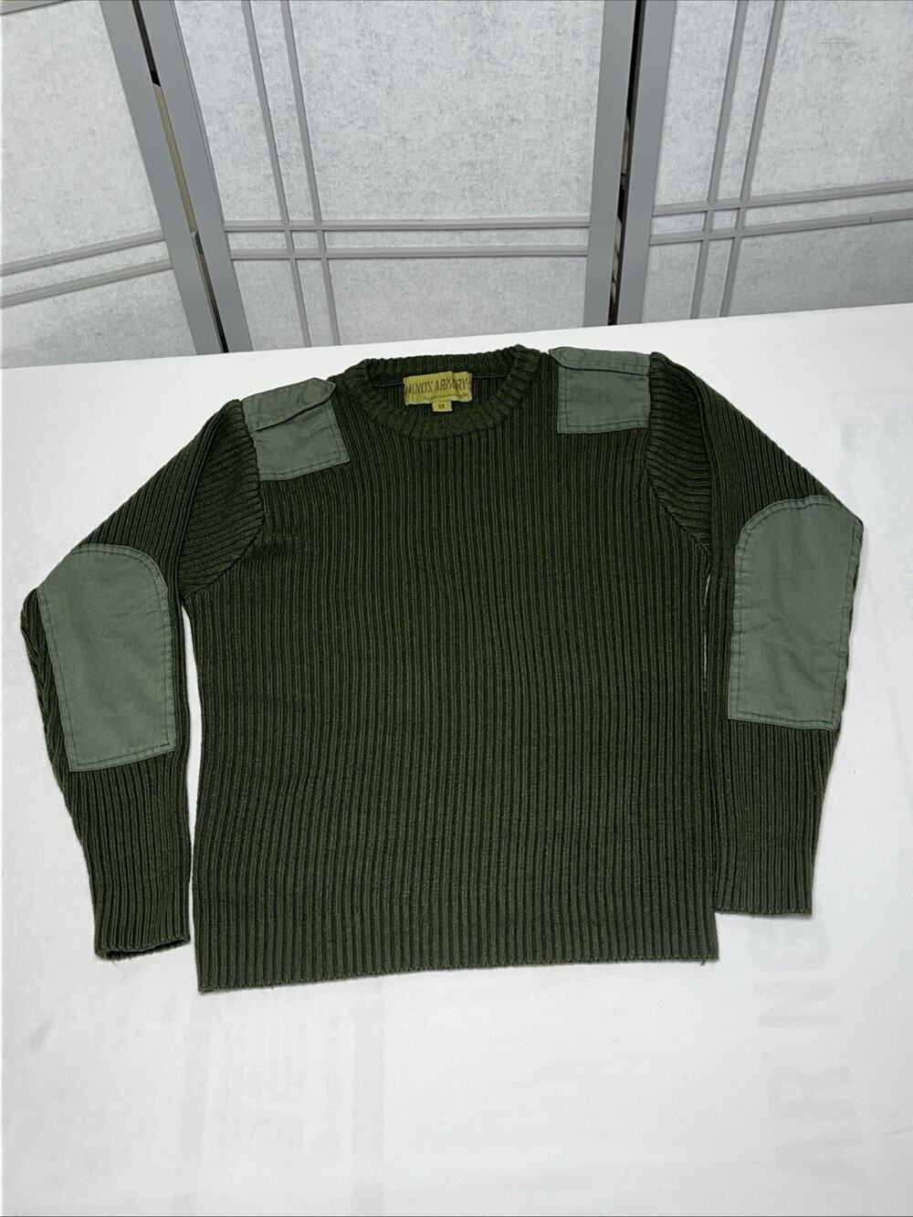Men’s Knox Armory Green Sweater Size Medium
